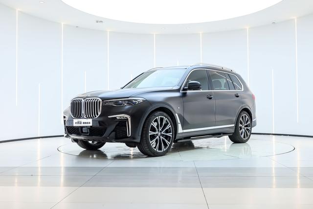 BMW X7 2019 года выпуска
