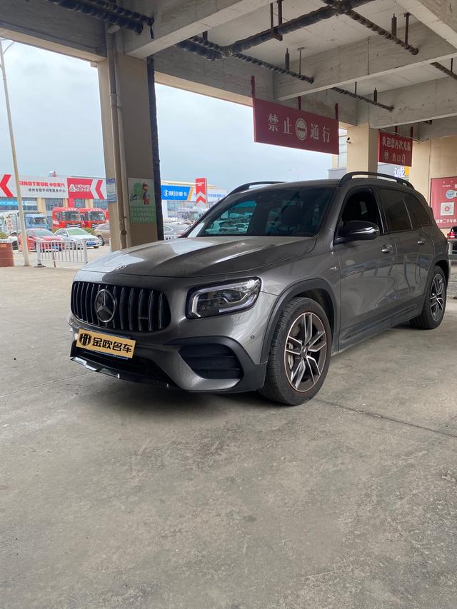 Mercedes-Benz GLB AMG 2023 года выпуска