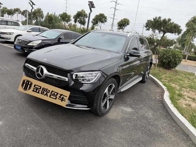 Mercedes-Benz AMG GLC 2022 года выпуска