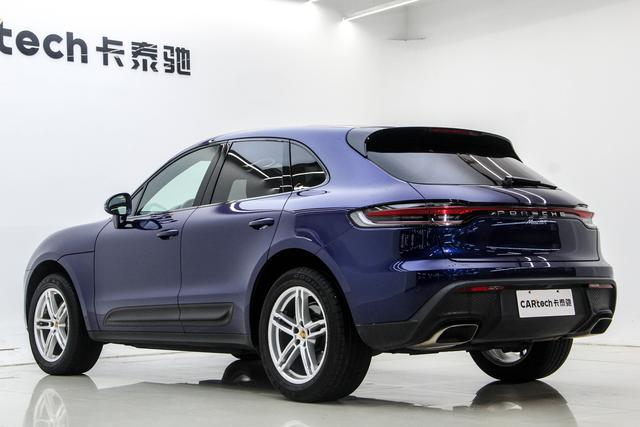 Porsche Macan 2022 Macan 2.0 T — фото 4