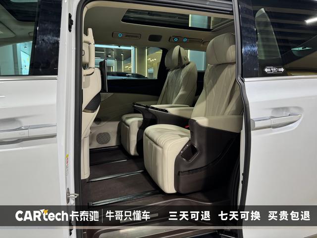 Denza D9 DM id 3837406 из Китая 12