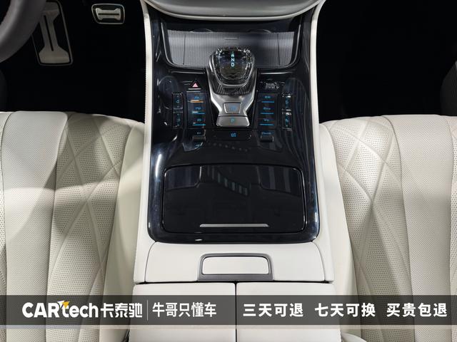 Denza D9 DM id 3837406 из Китая 26