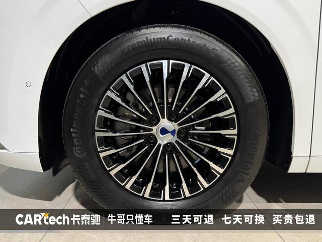 Denza D9 DM id 3837406 из Китая 27