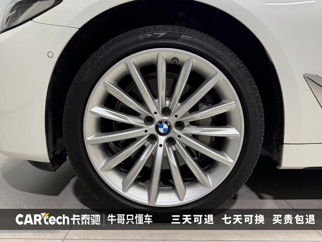 BMW 5-Series 2023 530 Li — фото 13