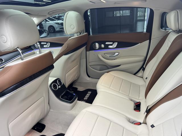 Mercedes Benz E-Class 2019 — фото 29