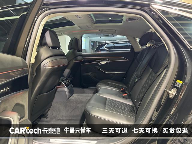 Audi A8 2023 Черный из Китая, фото 6