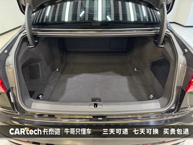 Audi A8 id 3837334 из Китая 28