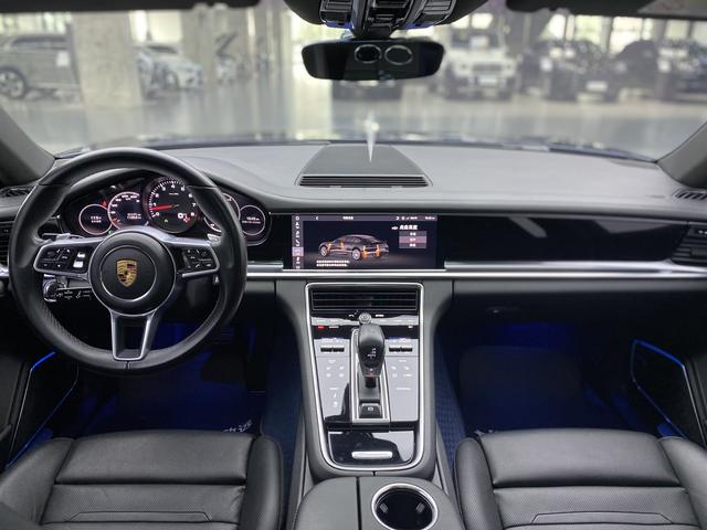 Porsche Panamera 2019 Белый из Китая