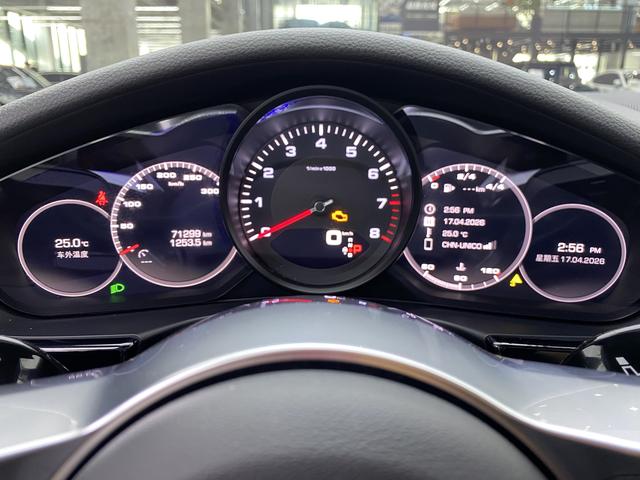 Porsche Panamera 2019 Panamera 4 2.9 T — фото 20