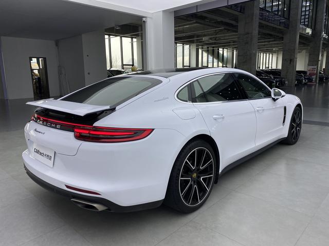 Porsche Panamera 2019 Panamera 4 2.9 T — фото 9