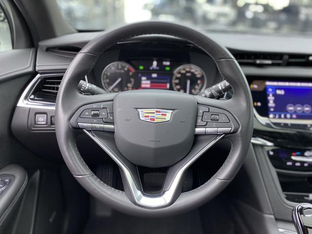 Cadillac XT6 2021 — фото 25