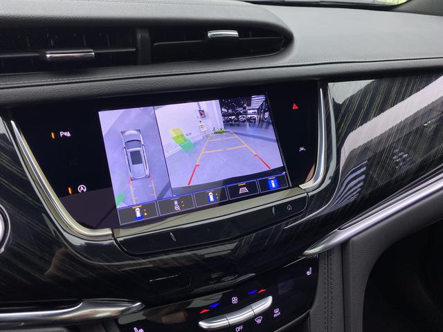 Cadillac XT6 2021 — фото 11