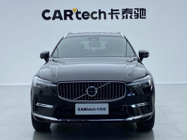 VOLVO XC60 2024 — фото 2