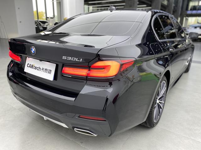 BMW 5 Series 2022 — фото 18