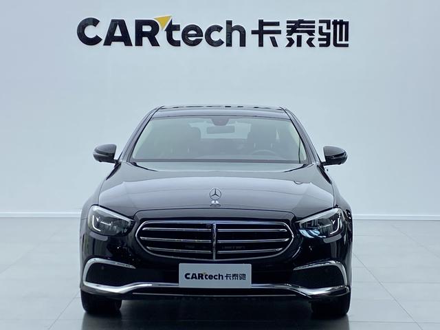Mercedes Benz E-Class 2022 — фото 2