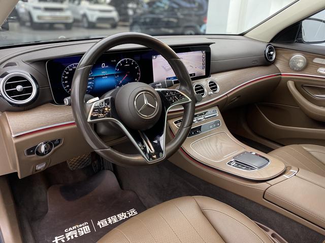Mercedes Benz E-Class 2022 — фото 25