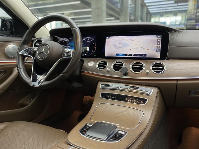 Mercedes Benz E-Class 2022 — фото 24