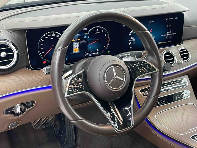 Mercedes Benz E-Class 2022 — фото 21