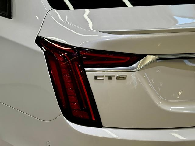 Cadillac CT6 2022 — фото 10