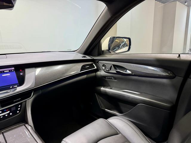 Cadillac CT6 2022 — фото 22