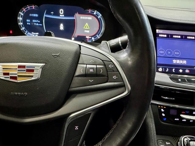 Cadillac CT6 2022 — фото 20