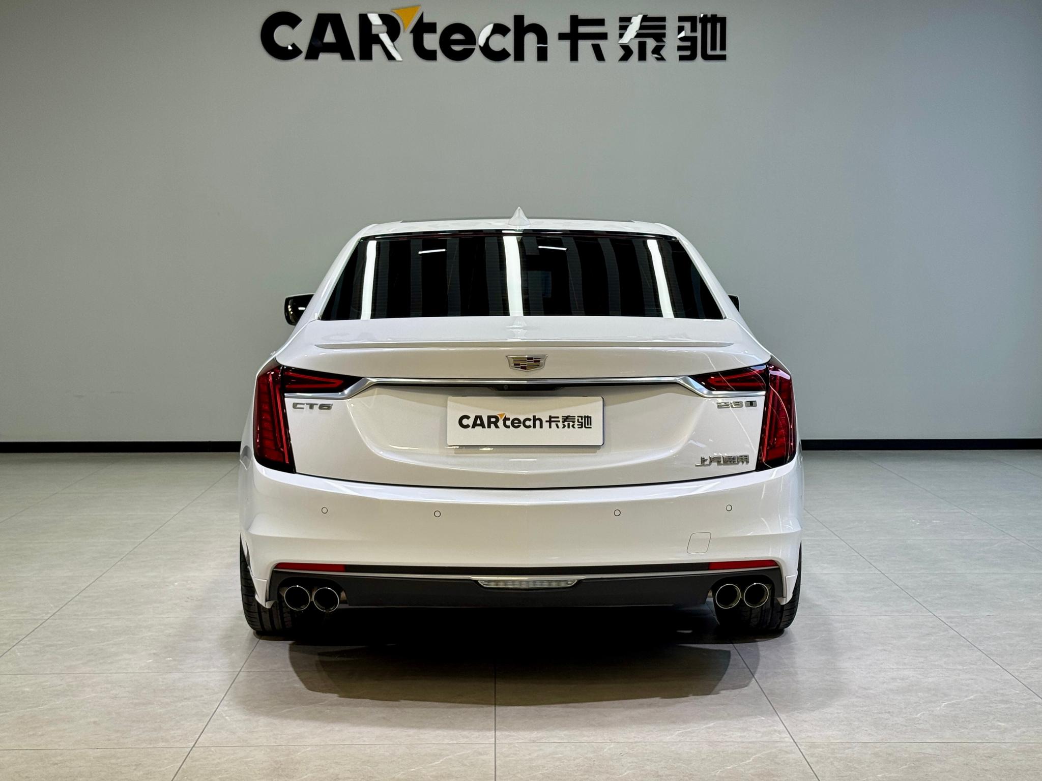 Cadillac CT6 2022 28T