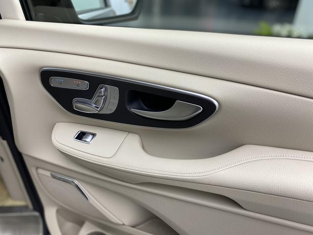 Mercedes Benz V-Class 2021 — фото 14