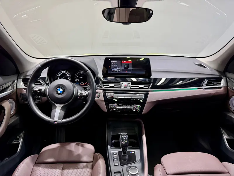 BMW X1 — фото 11
