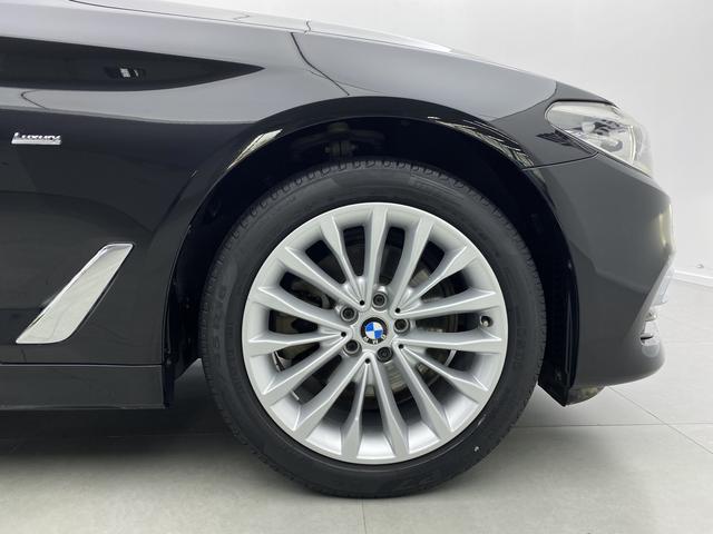 BMW 5 Series 2018 — фото 5