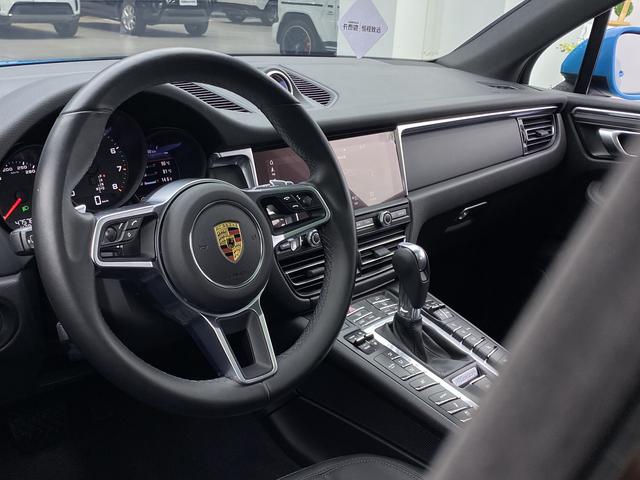 Porsche Macan id 3816879 из Китая 34
