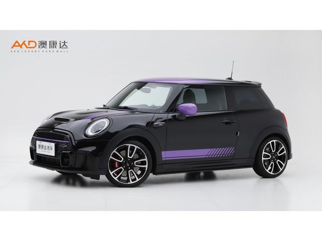 MINI Cabrio 2023 года выпуска