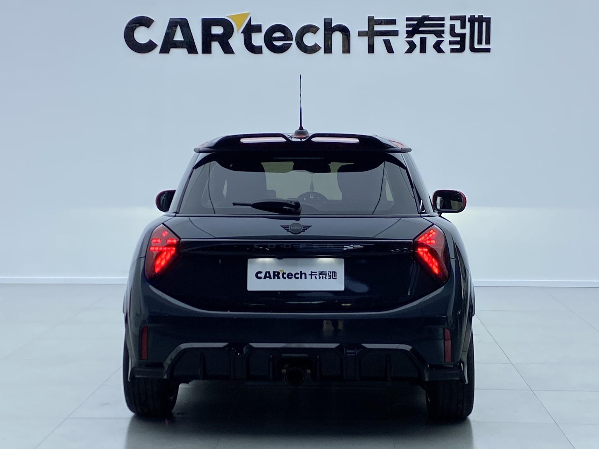 Mini JCW 2025 JOHN COOPER WORKS