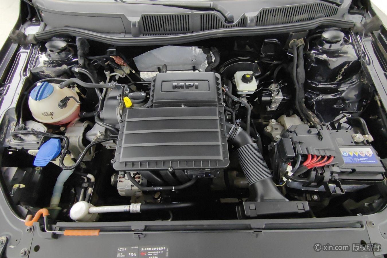 Volkswagen Lavida 2013 1.6L MT