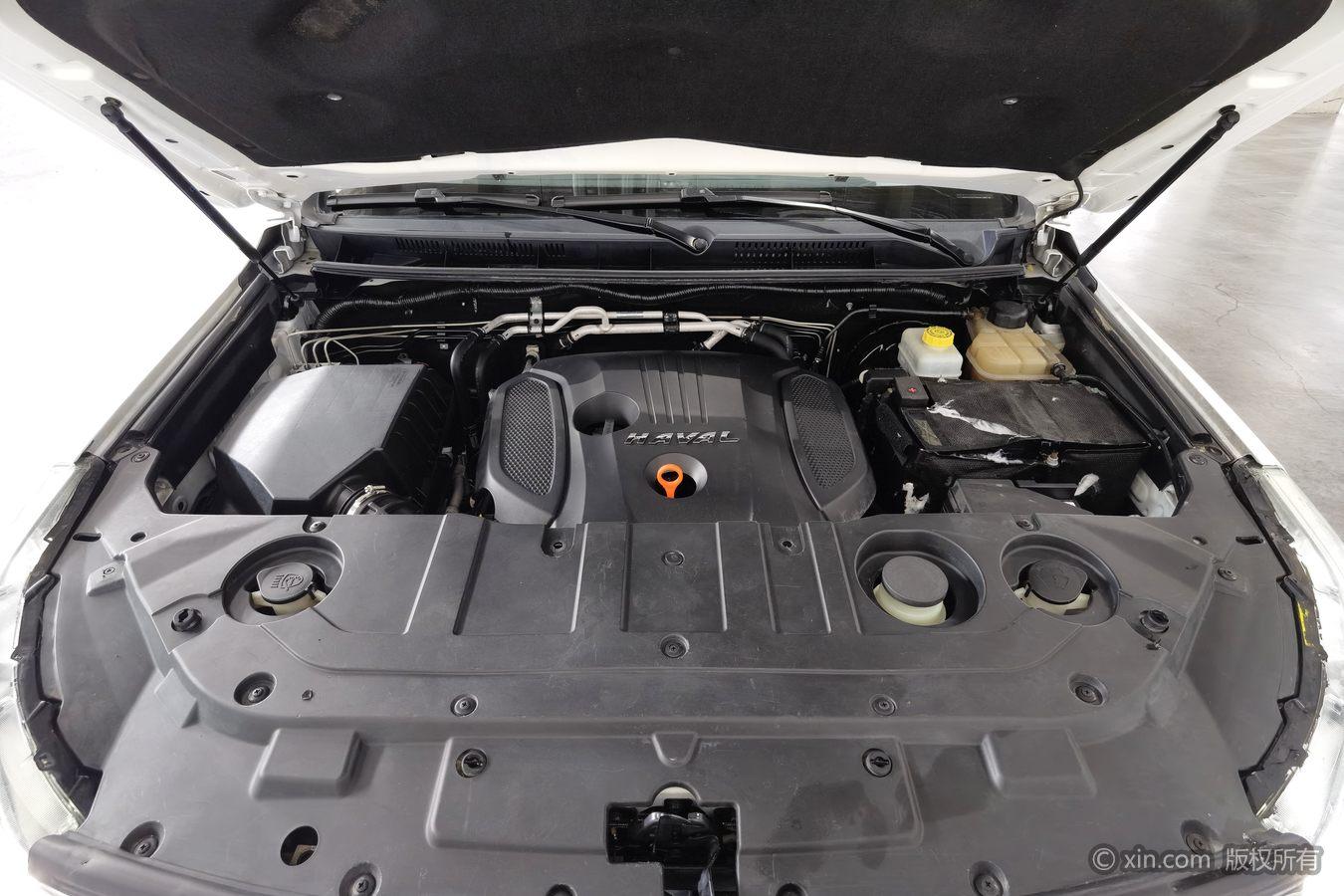 Haval H9 2017 2.0T Premium 5 мест