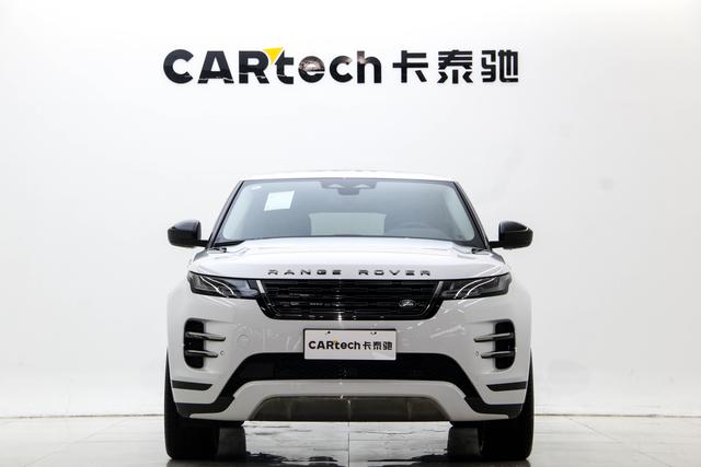 Land Rover Range Rover Evoque 2024 L 2.0 T SE — фото 2