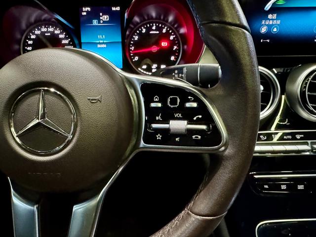 Mercedes Benz GLC 2020 — фото 21