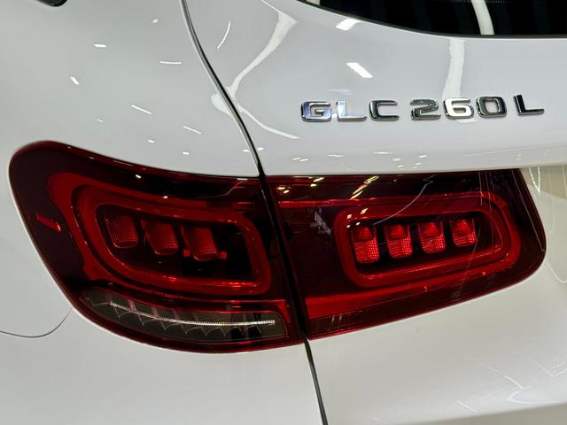Mercedes Benz GLC 2020 — фото 10