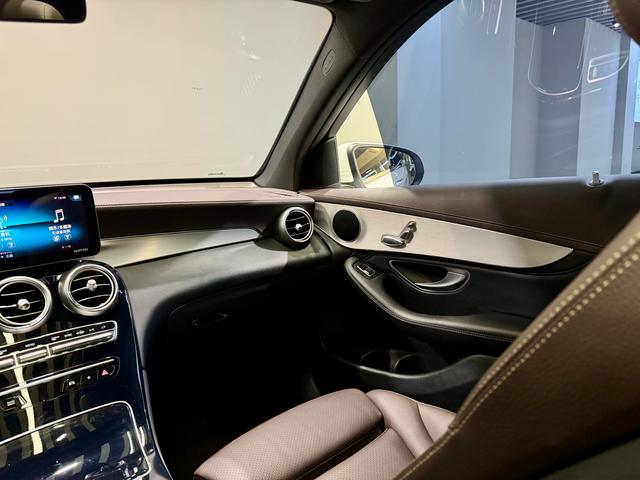 Mercedes Benz GLC 2020 — фото 14