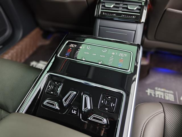 Audi A8 id 3810636 из Китая 14