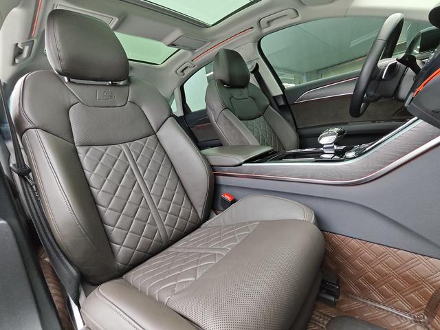 Audi A8 id 3810636 из Китая 16