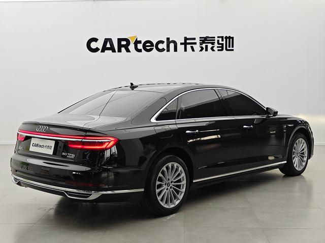 Audi A8 id 3810636 из Китая 21