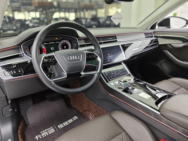 Audi A8 id 3810636 из Китая 25