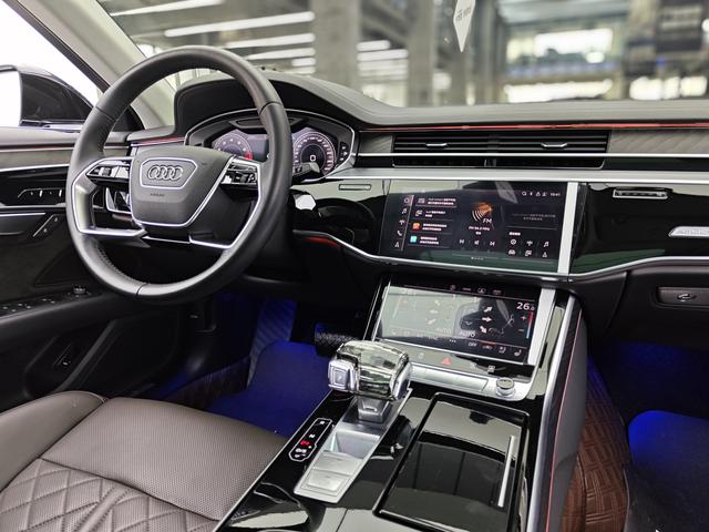 Audi A8 id 3810636 из Китая 27