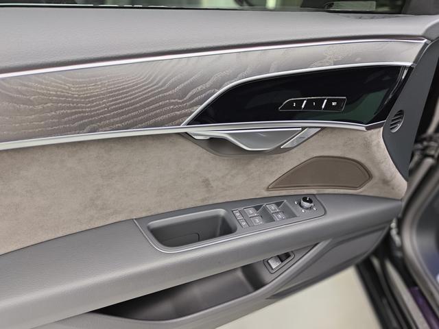 Audi A8 id 3810636 из Китая 28