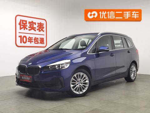 BMW 2 Series Utility Wagon 2019 220i Leader