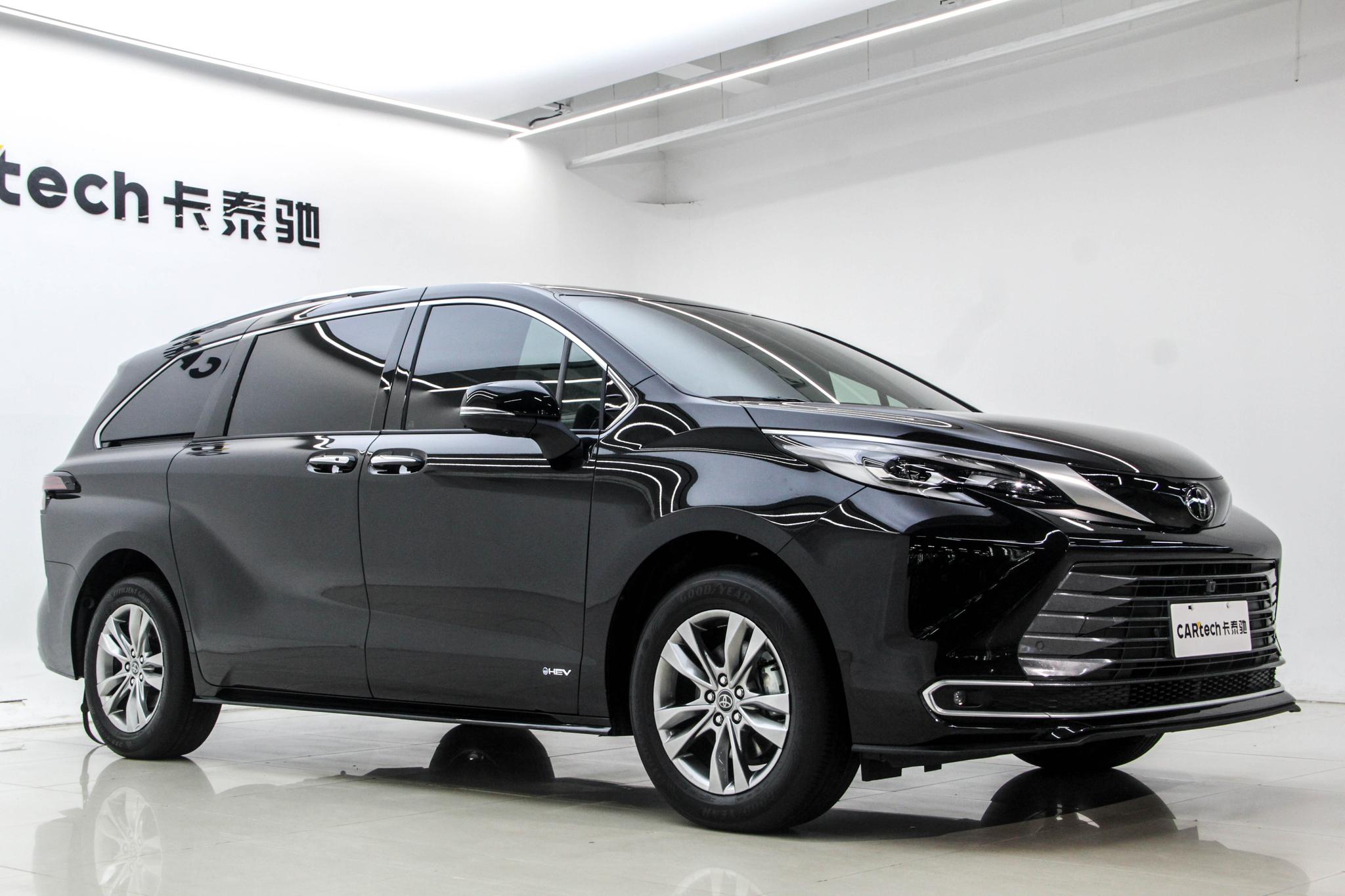 Toyota Sienna 2024 2.5L Luxury