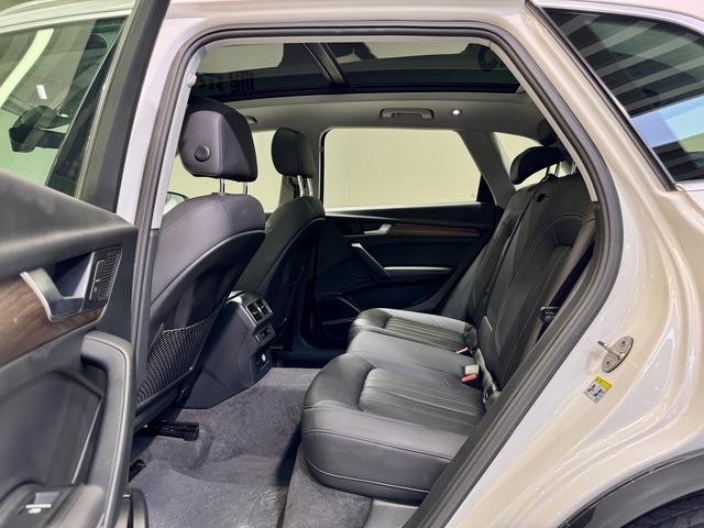 Audi Q5L id 3837333 из Китая 7