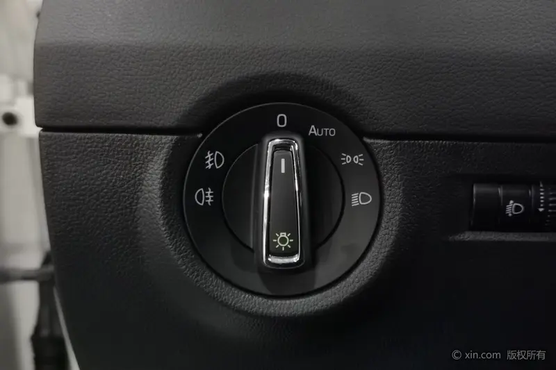 Skoda Octavia — фото 11