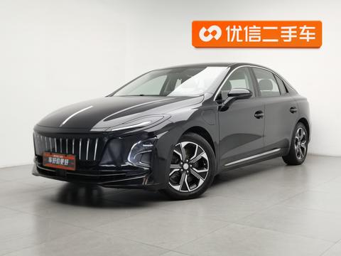 Hongqi E-QM5