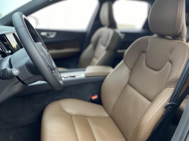 VOLVO XC60 2023 — фото 26